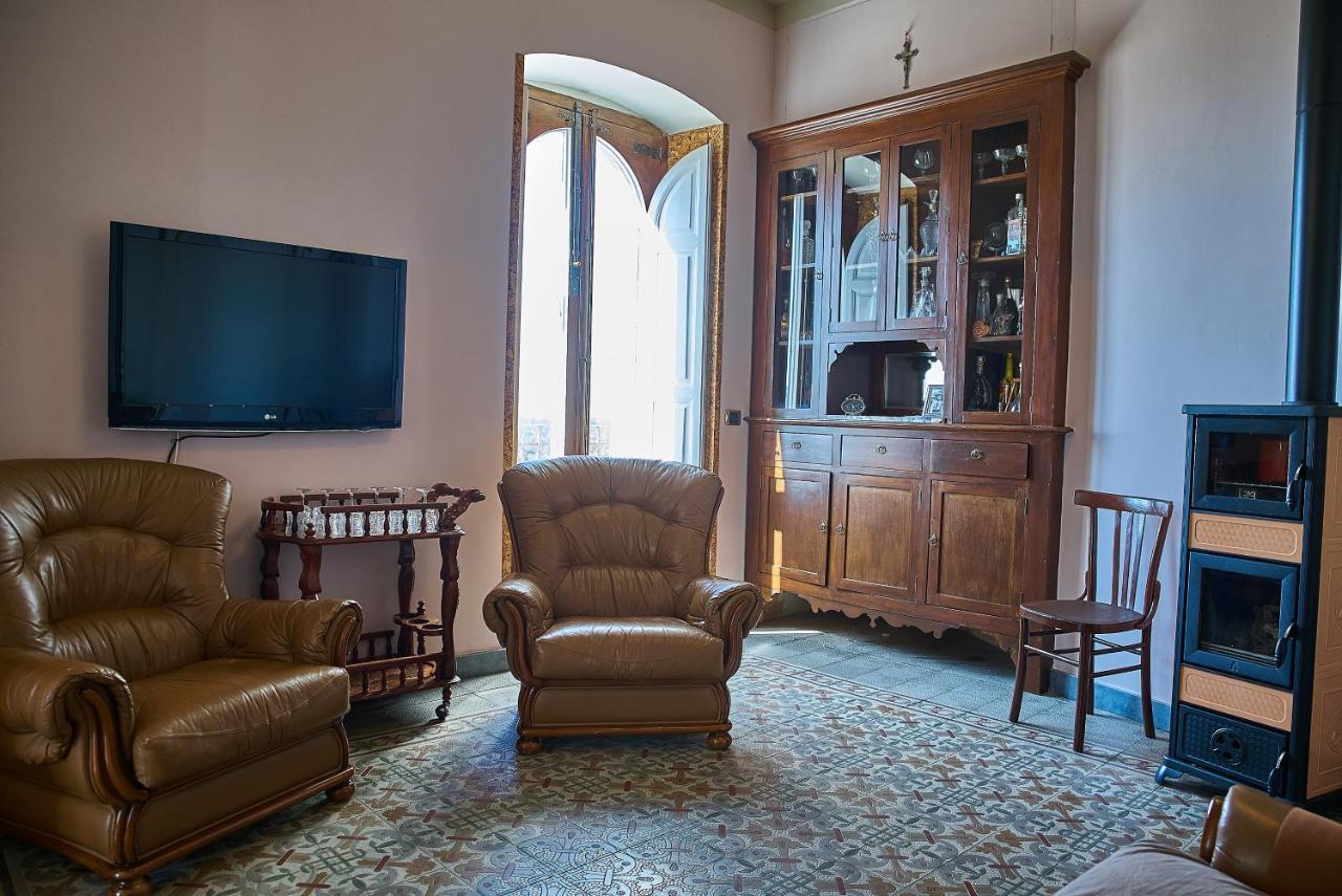 Bed and Breakfast La Casa Del Tempo Cerami Екстер'єр фото