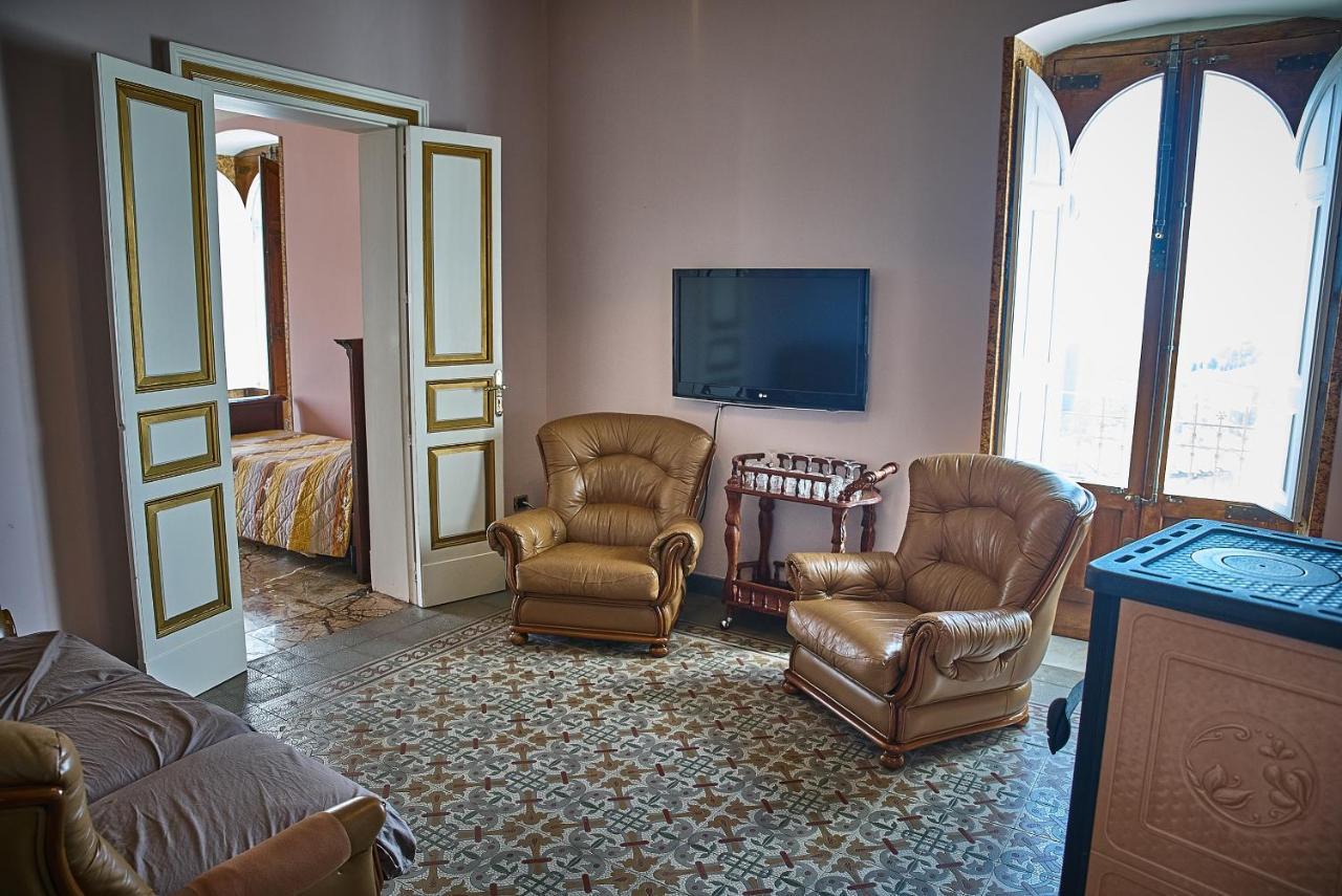 Bed and Breakfast La Casa Del Tempo Cerami Екстер'єр фото