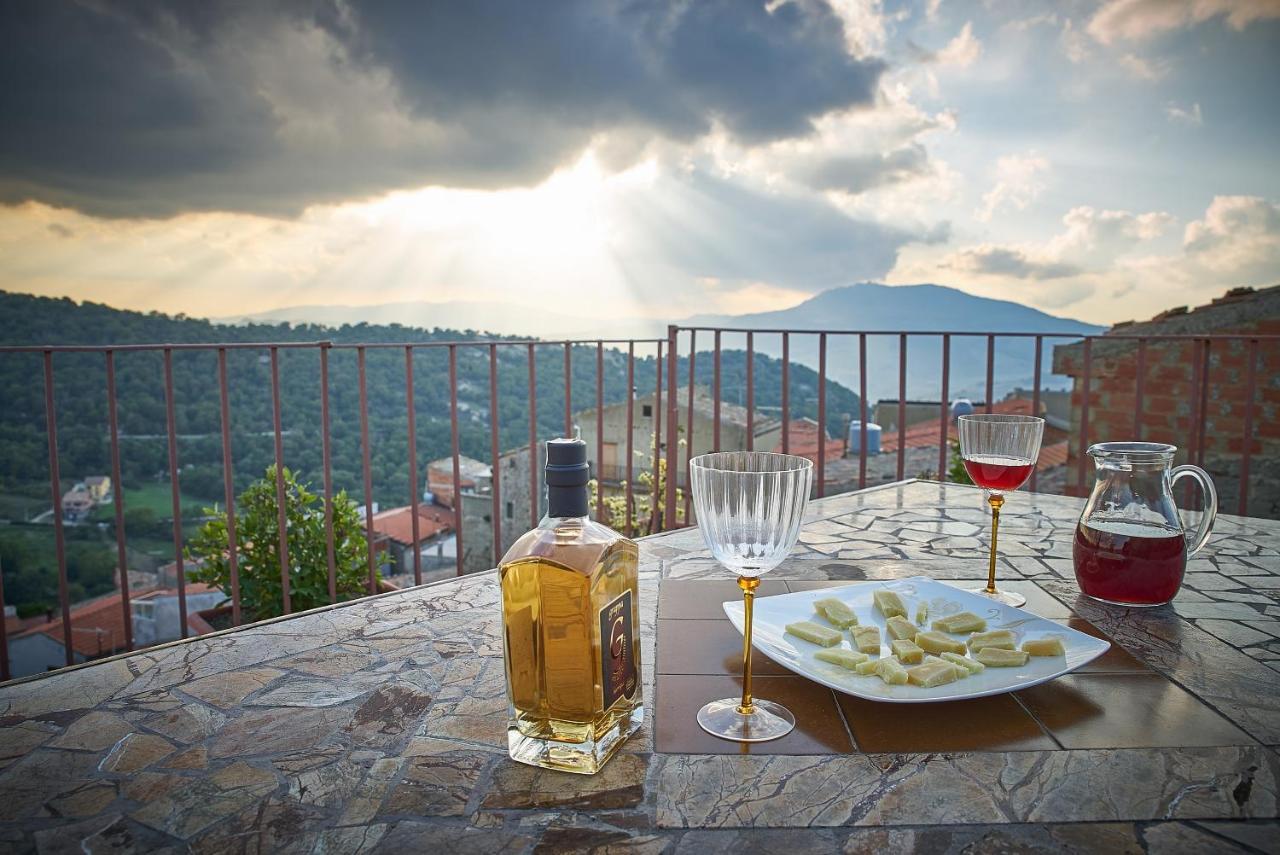 Bed and Breakfast La Casa Del Tempo Cerami Екстер'єр фото
